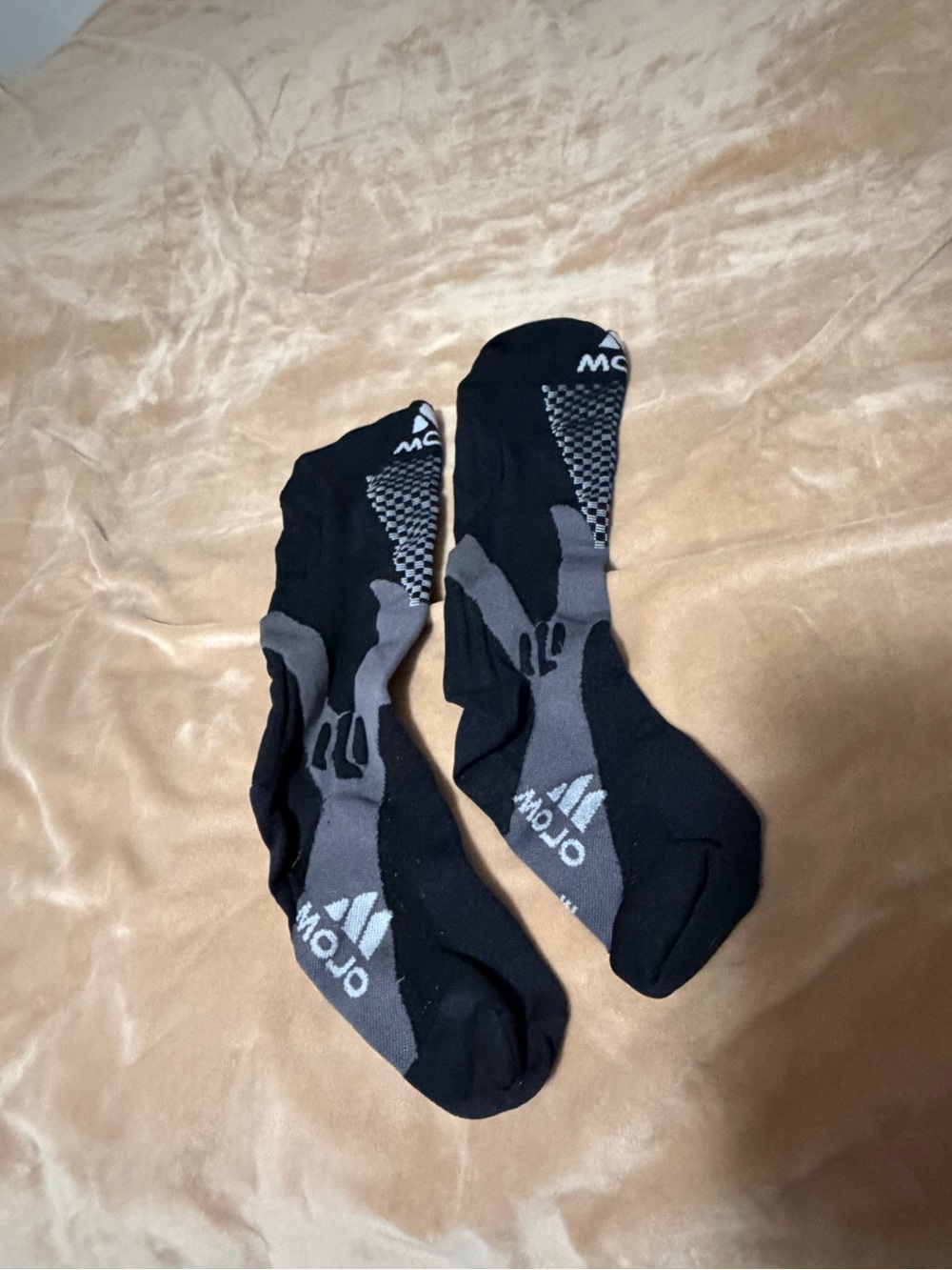 Mojo Men’s Black & Gray Athletic Compression Socks Medium